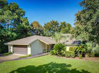 371 Golfview Dr, Miramar Beach, FL 32550
