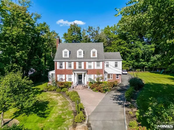 288 Broad Ave, Englewood, NJ 07631