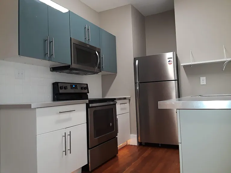 Kitchen
741 412 819 718 318 798