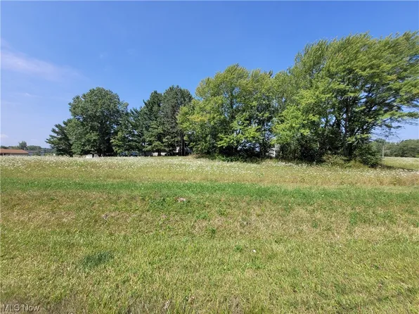 1383 Saffron Dr, West Salem, OH 44287