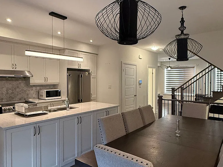209 The Donway E — Photo 14