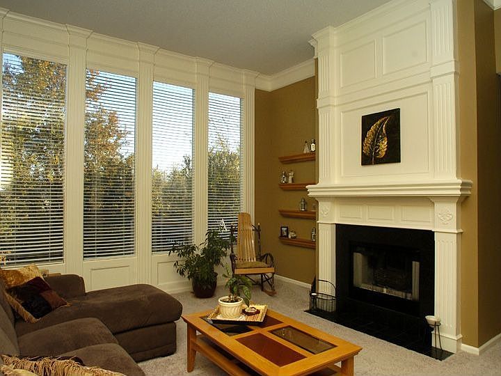 2nd image of 12405 W 139th St