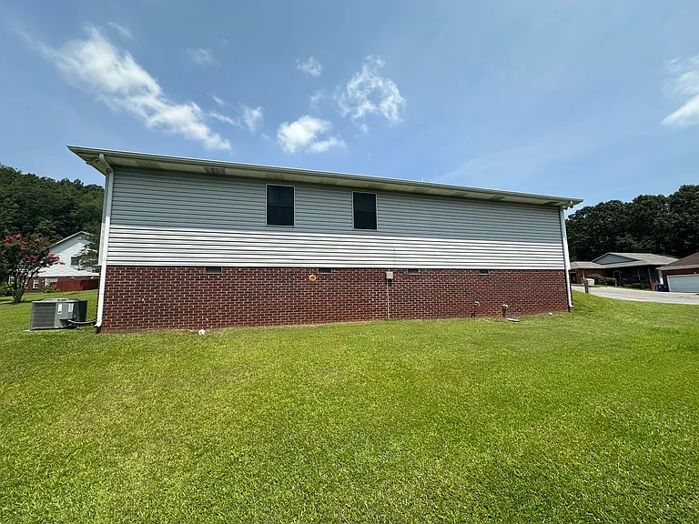 2706 Martha Brooks Ln — Photo 2