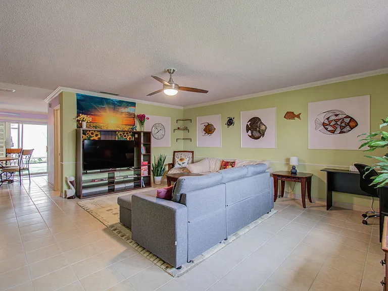 11 San Jacinto Dr — Photo 4