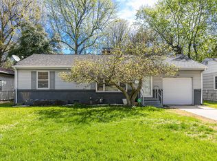 1918 S Robberson Ave, Springfield, MO 65807