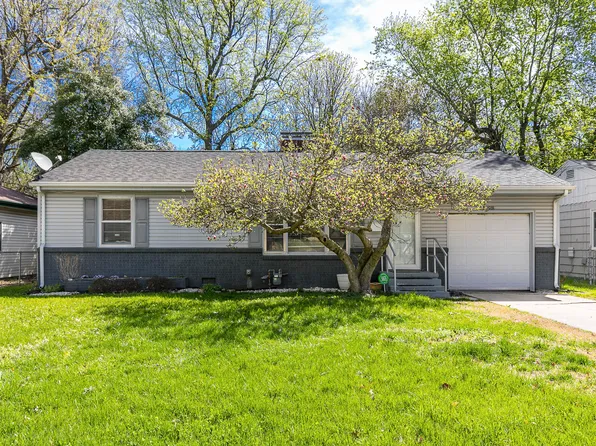 1918 S Robberson Avenue, Springfield, MO 65807