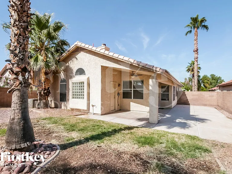 1831 W Wildhorse Dr — Photo 15