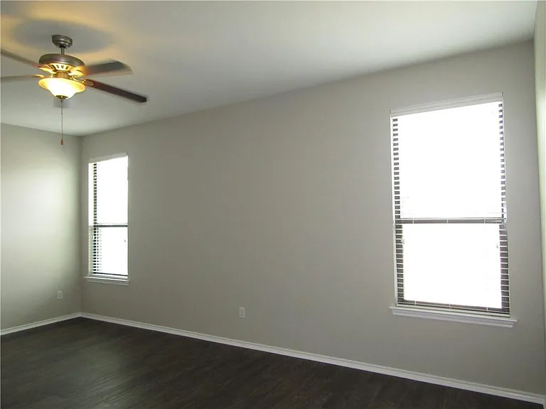 14200 Lake Victor Dr — Photo 52