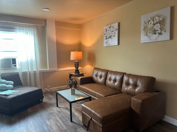 124 S Oleander Ave, Daytona Beach, FL