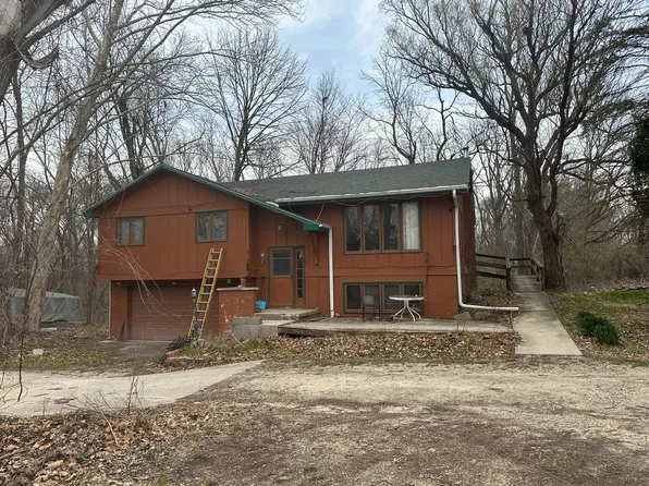 14782 Norrish Rd, Morrison, IL 61270