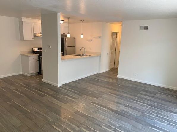 2303 Heidi Pl