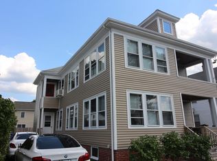 52 Bloomfield St, Pawtucket, RI 02861