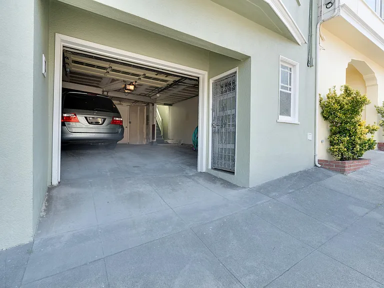 1466 14th Ave — Photo 23