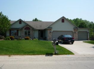 1601 Newberry Ln, Racine, WI 53402