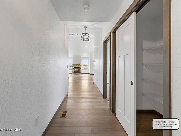 4th image of 13248 N International St