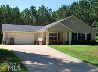 568 Kelly Farm Rd, Newnan, GA 30265