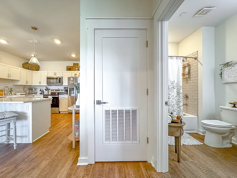 223 N Donalson St #34 — Photo 13