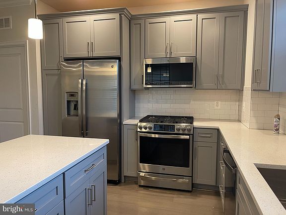 5th image of 23255 Milltown Knoll Sq Unit 102