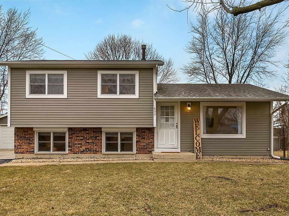 1st image of 657 Ponderosa Dr