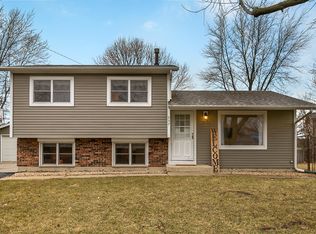 657 Ponderosa Dr, Bolingbrook, IL 60440