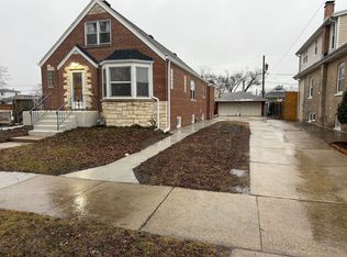 2427 Erie St, River Grove, IL 60171