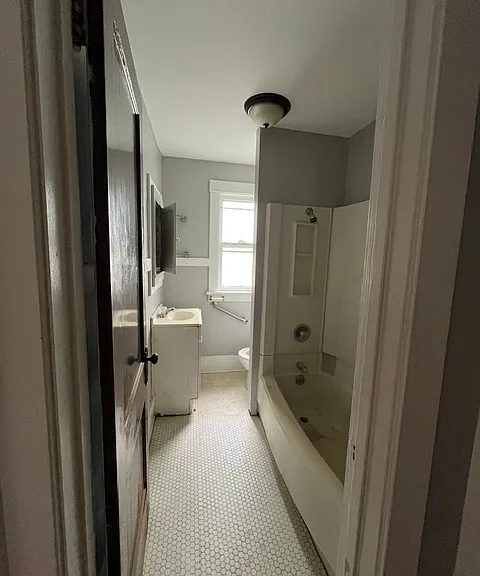 54-56 Hooker St #54 — Photo 7