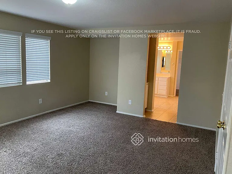 26186 Lawrence Union Dr — Photo 12