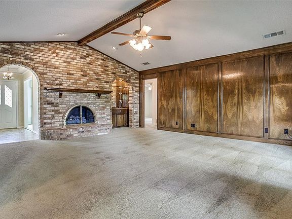 3rd image of 1716 Lake Side Ln
