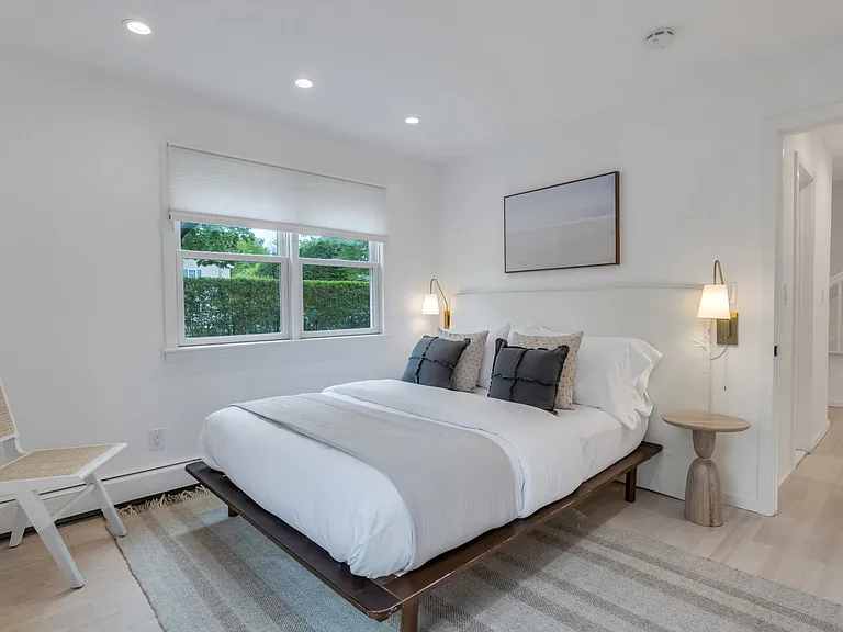 10 Barsdis Ln — Photo 25