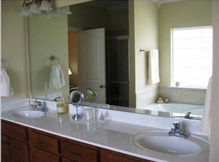439 Kailors Cove Cir, Ringgold, GA 30736
