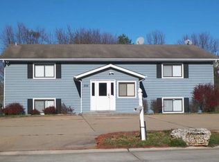 200 Park Charles Blvd S, Saint Peters, MO