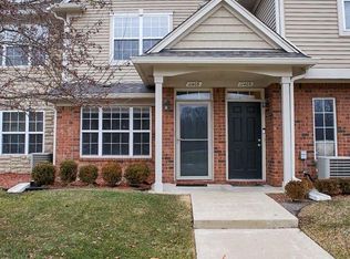 11405 N Woods Dr, Shelby Township, MI