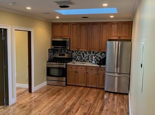 1103 36th Ave #1, Astoria, NY 11106