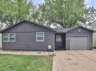 3917 E 21st St, Sioux Falls, SD 57103