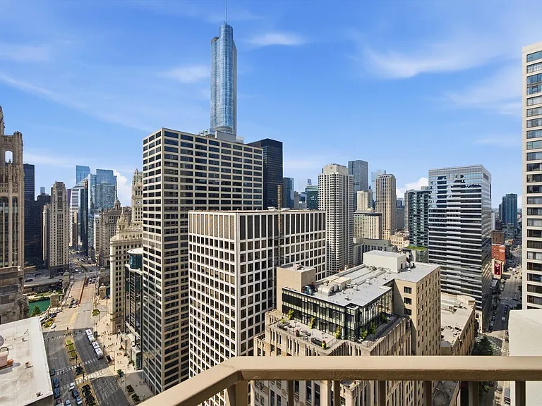 535 N Michigan Ave #1009 — Photo 13