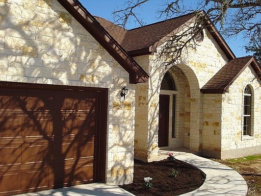 1st image of 158 Lakeview Dr