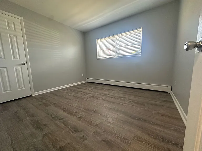 Marshall Woods Apartments — Photo 5