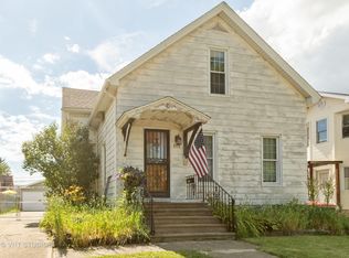 819 N Center St, Joliet, IL 60435