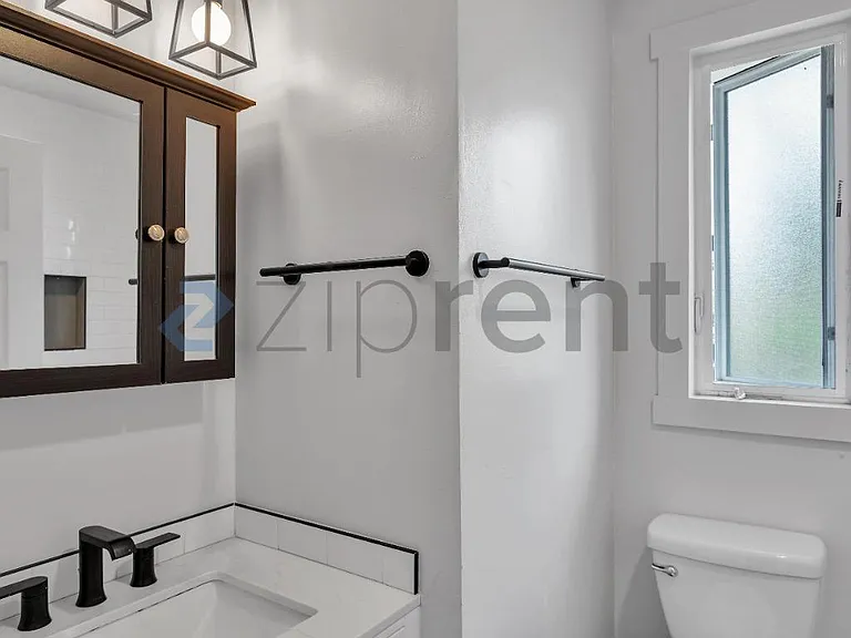 3031 Chestnut St — Photo 23