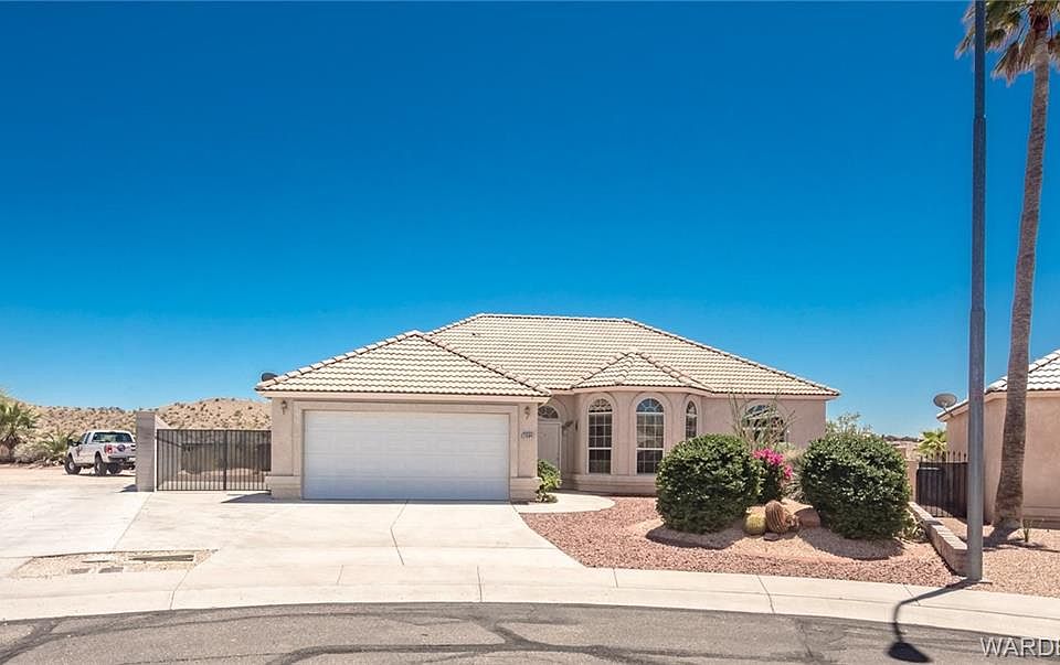 1st image of 2984 La Paloma Dr