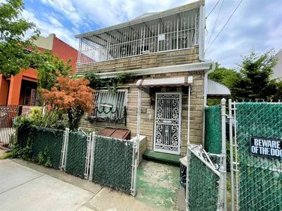 608 Warwick St, Brooklyn, NY, 11207