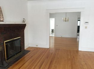 21 Roxbury St #2, Worcester, MA 01609