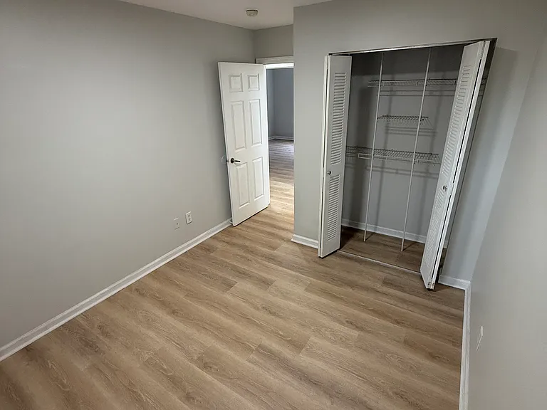 125 Earl Ave #C — Photo 12