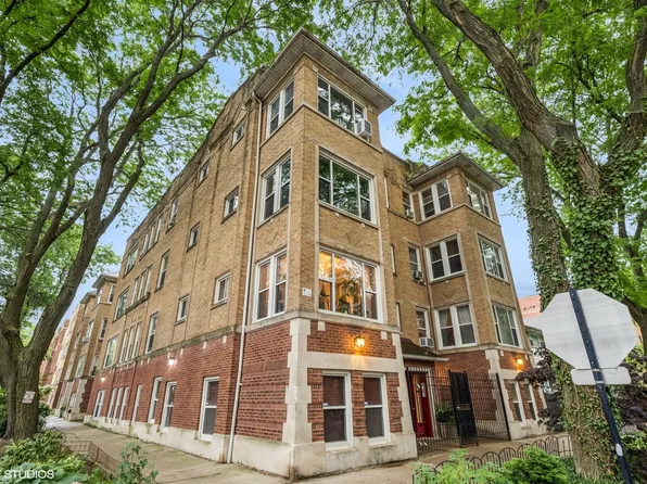 7657 N Greenview Ave APT 1, Chicago, IL 60626