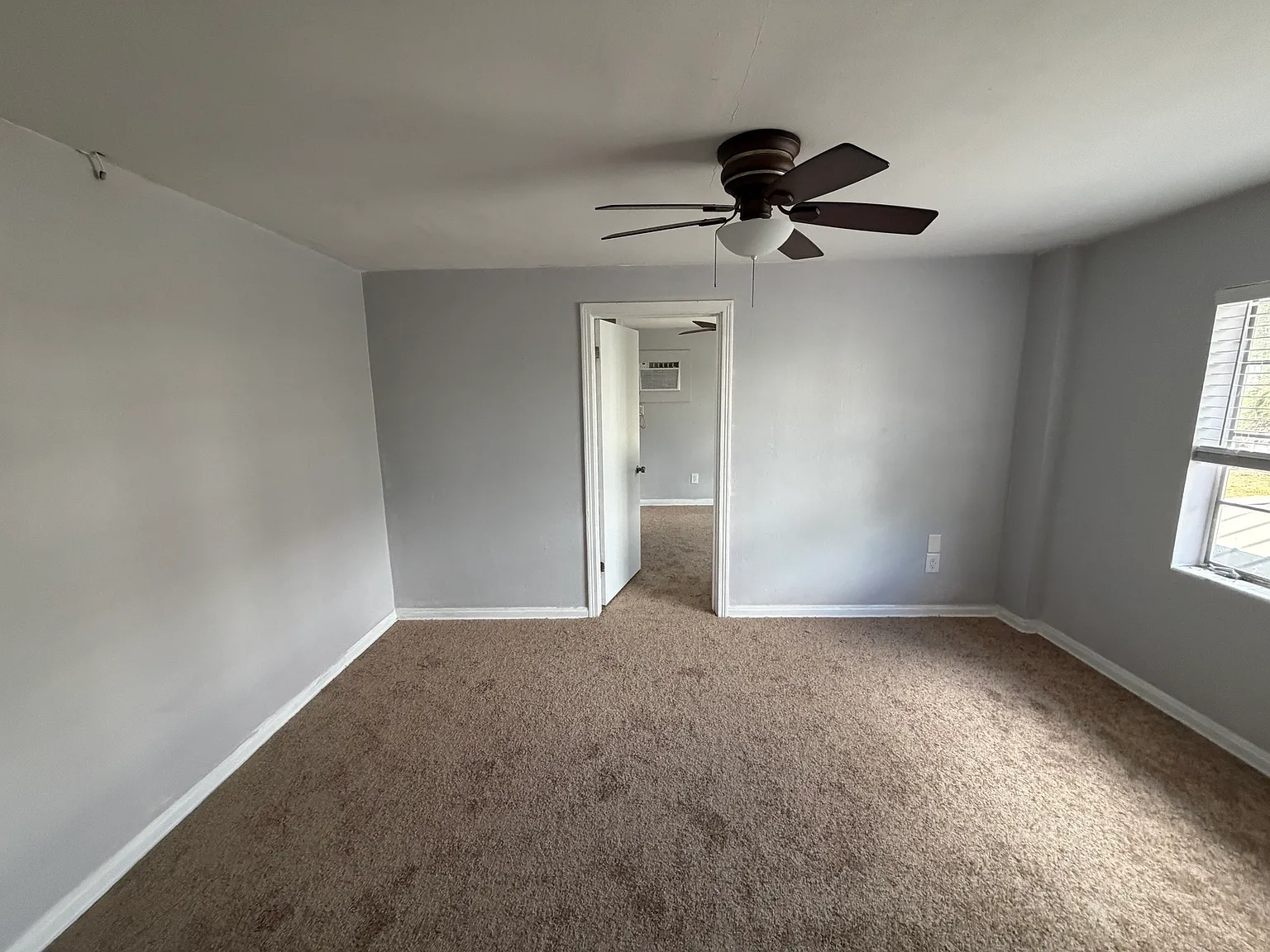 1 bed, 460 sqft, $850 — Photo 3