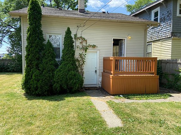 3rd image of 263 E Bennette St