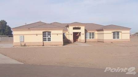 Custom Home on Huge Lot!