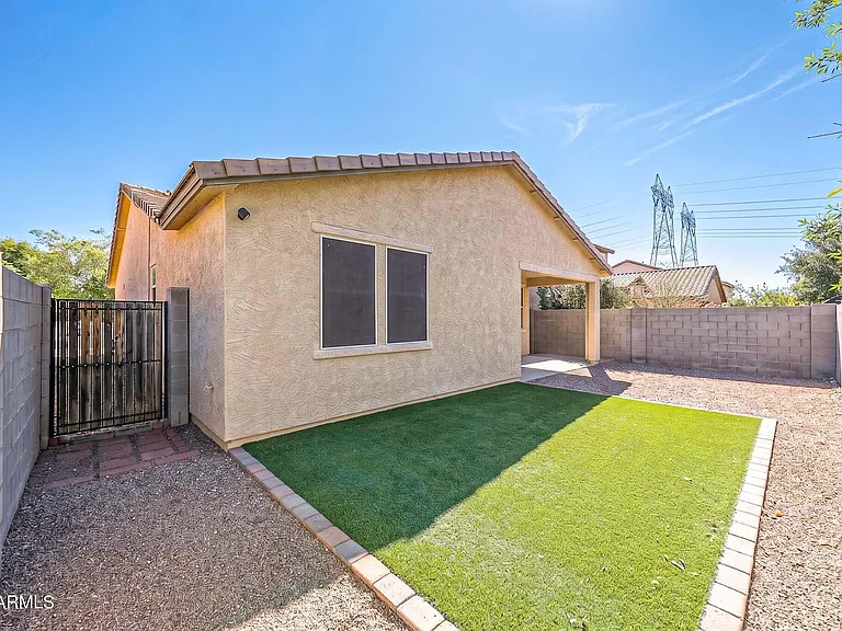 12041 W Cottontail Ln — Photo 23