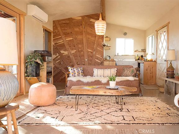 5th image of 3535 Olympic Rd