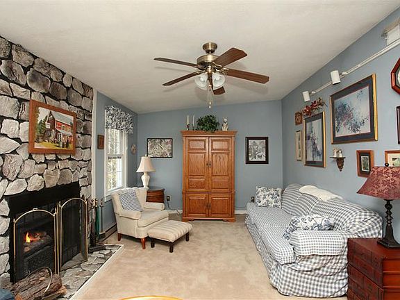 2nd image of 3166 Beaver Creek Dr